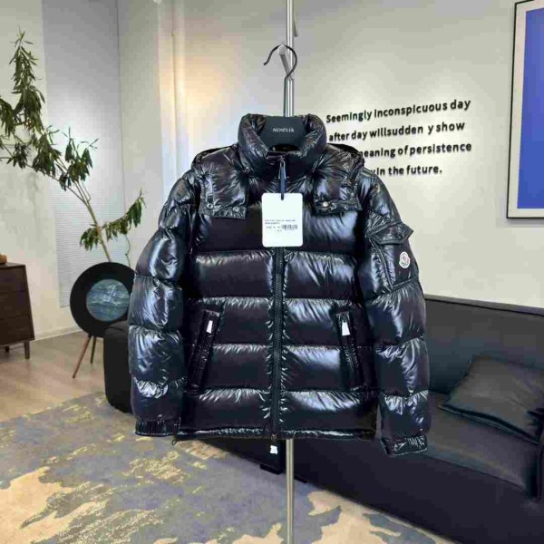 Moncler1006 몽클레어 마야  유광 솟 패딩 여성 블랙