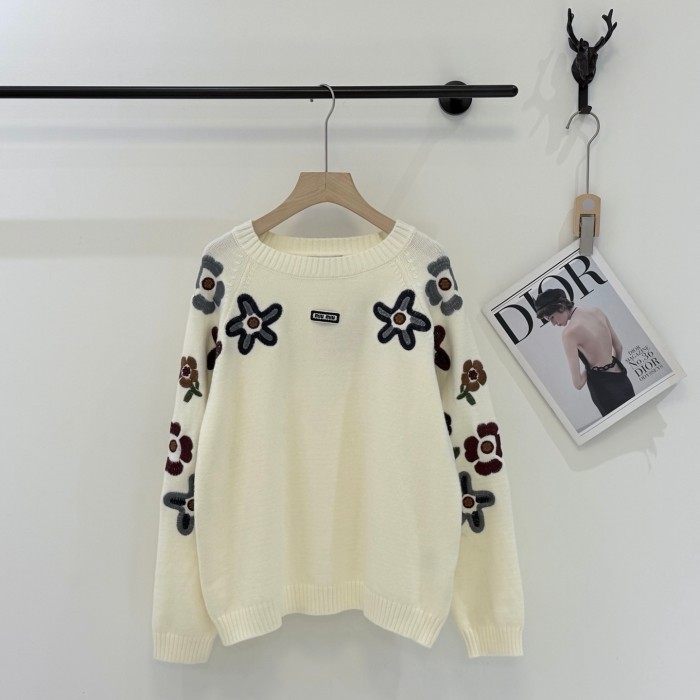MIUMIU2004 미우미우 울 혼방 라운드 가디건  아이보리