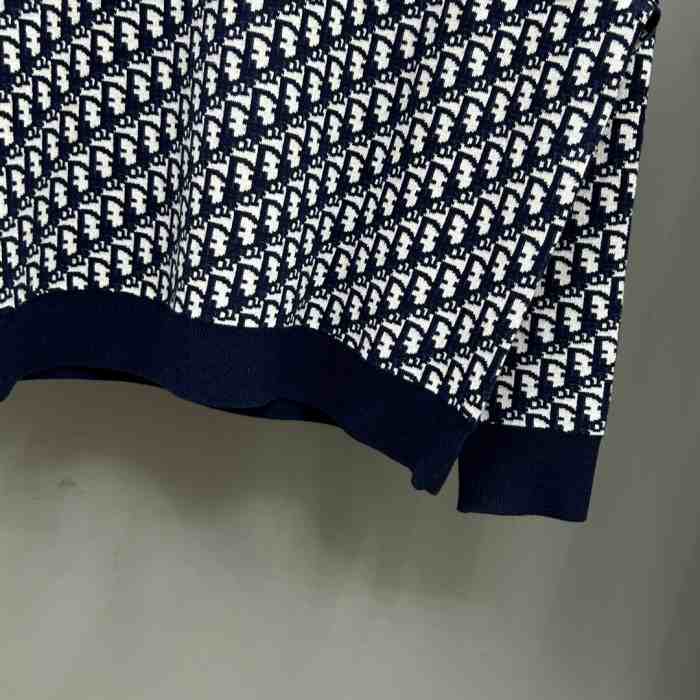 1787750638130035.jpg